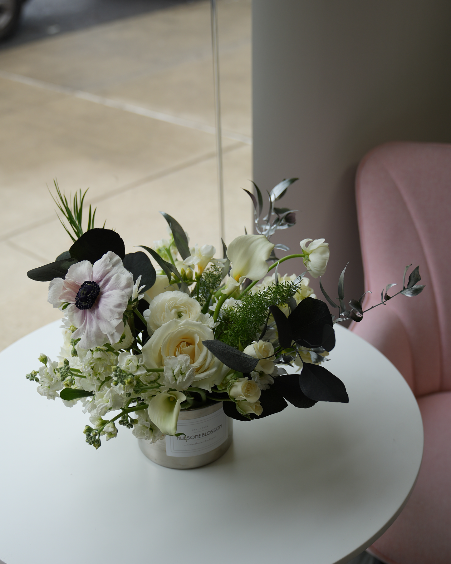 "Noir blues" vase bouquet