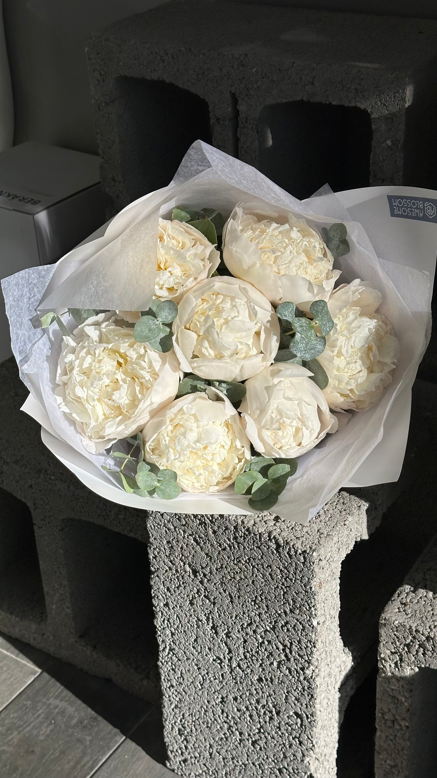 White peony mix