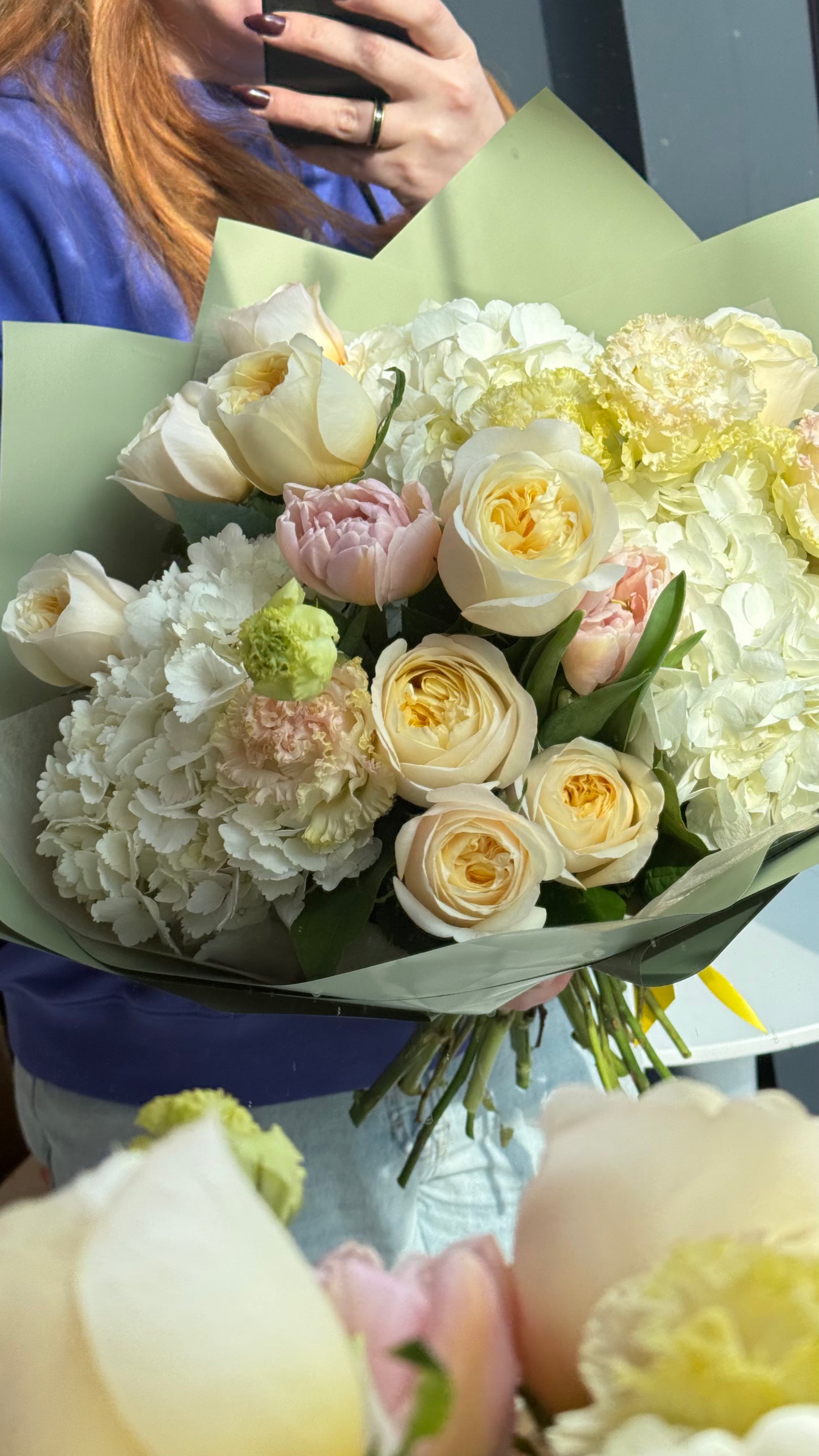 "Yellow shine" bouquet