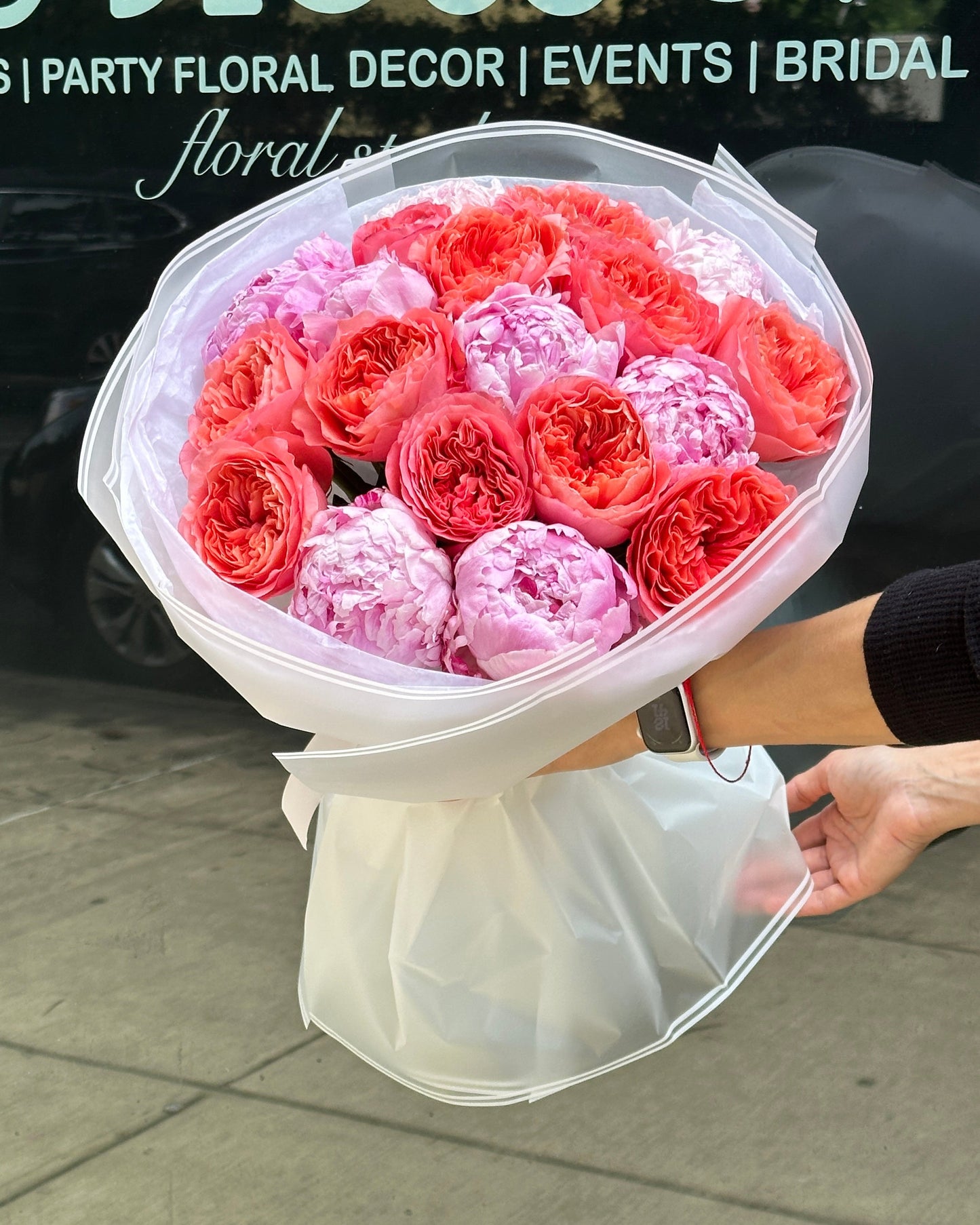 Passion roses and peonies duo