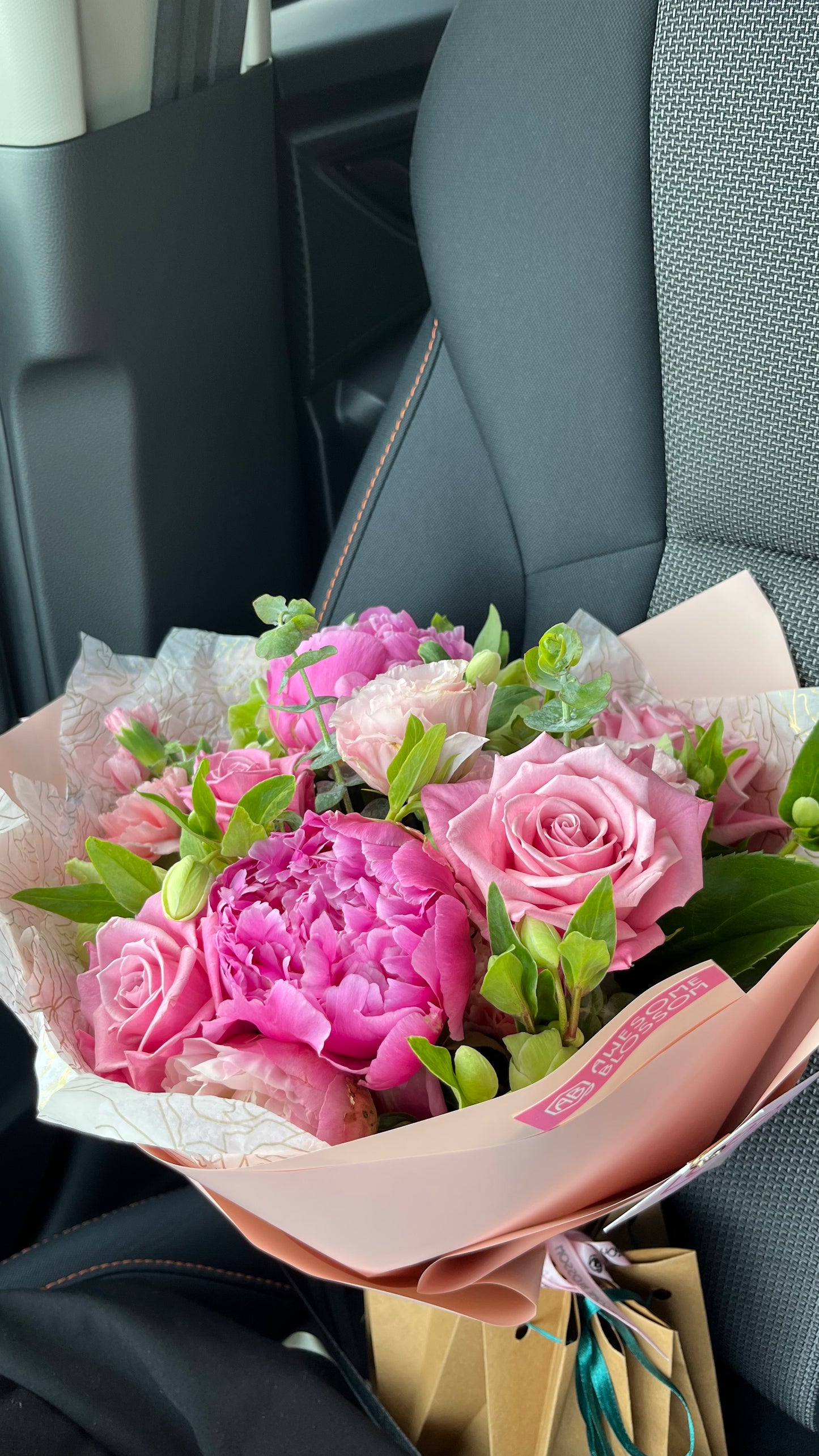 "Peony and roses" bouquet