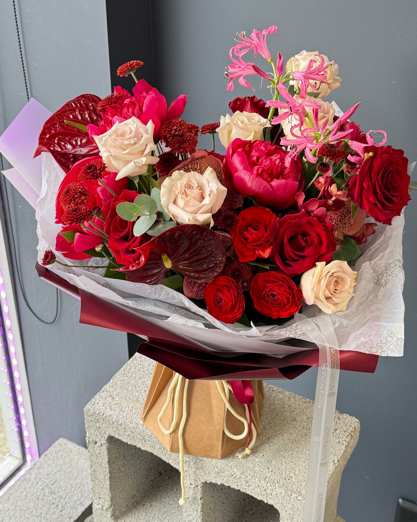 "Flame" Christmas bouquet