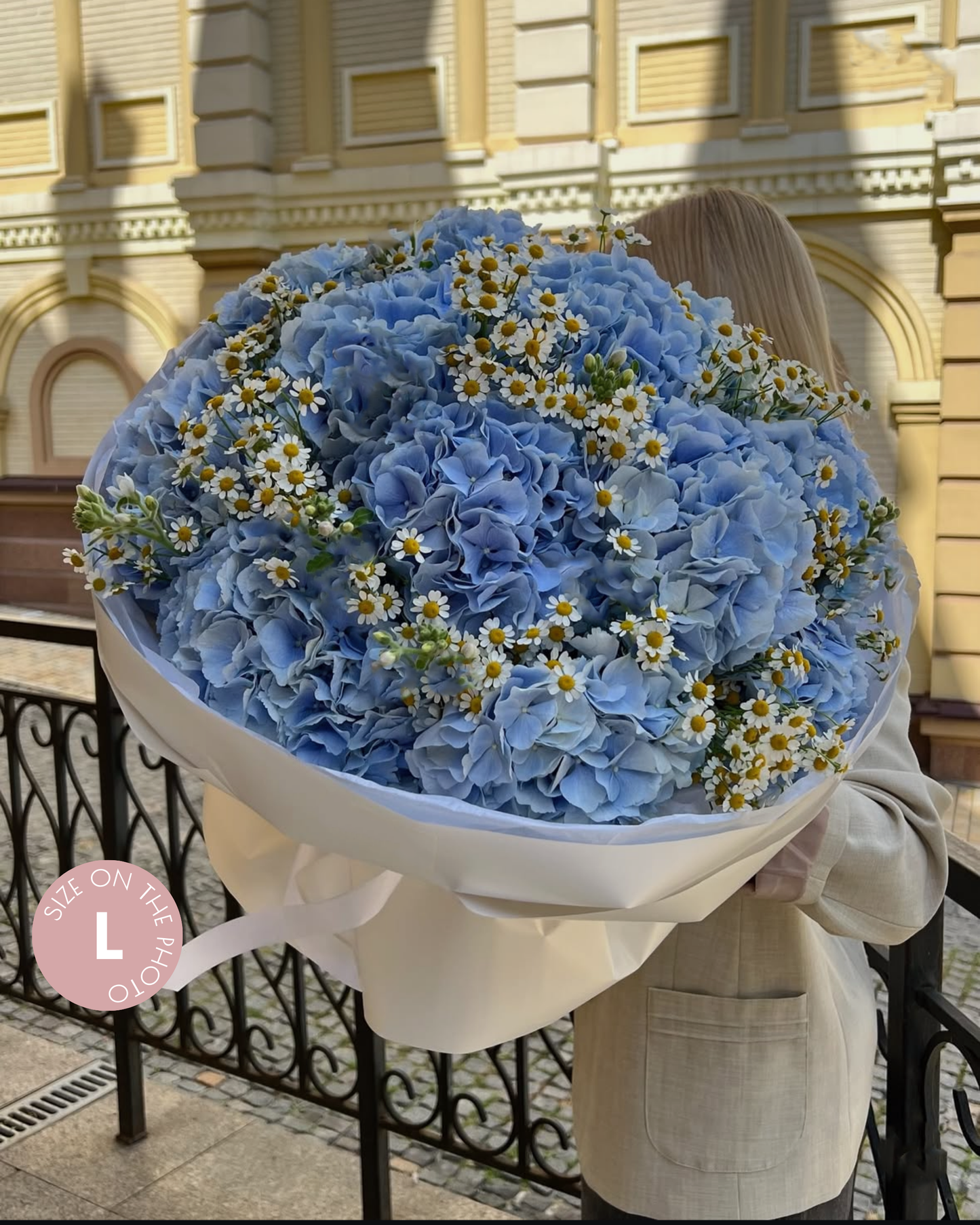 "Summer blues" bouquet
