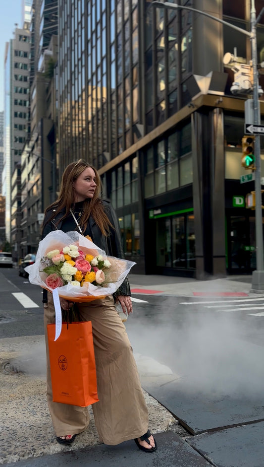 Fresh Flower Delivery in Brooklyn by Awesome Blossom