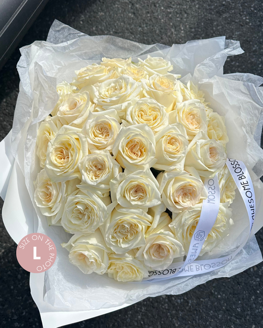 Butter cream roses mono