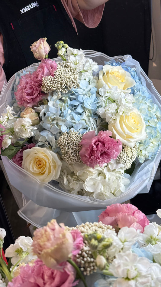 "Pink & Blue" bouquet