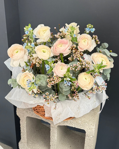 "Ranunculus trio" basket
