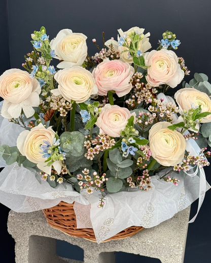 "Ranunculus trio" basket