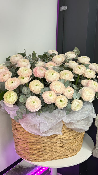 "Ranunculus" basket