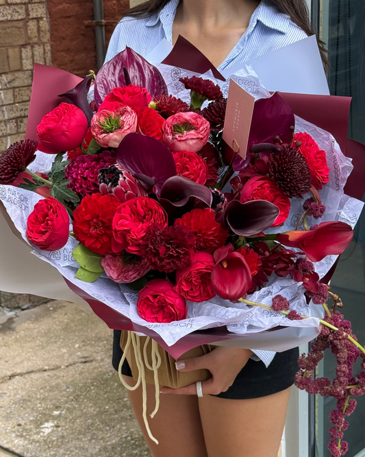 "Flame" bouquet