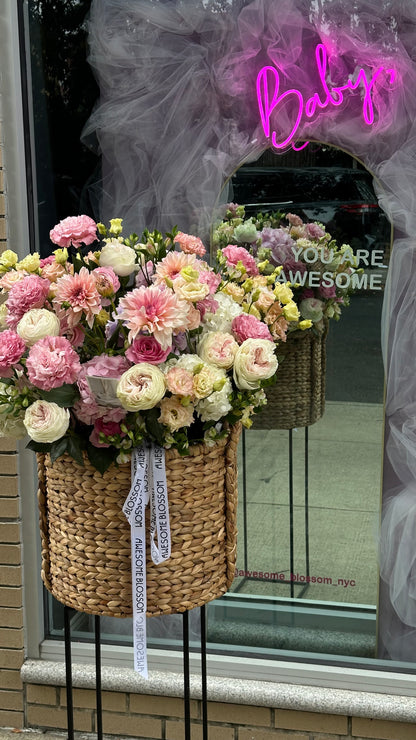 "Tender love" basket