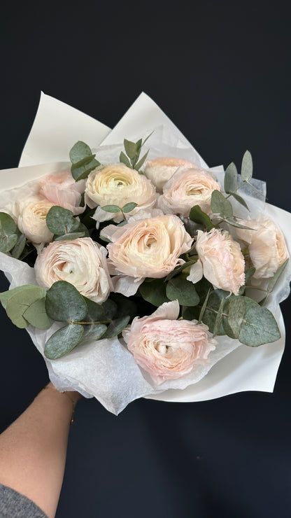 "Ranunculus" bouquet