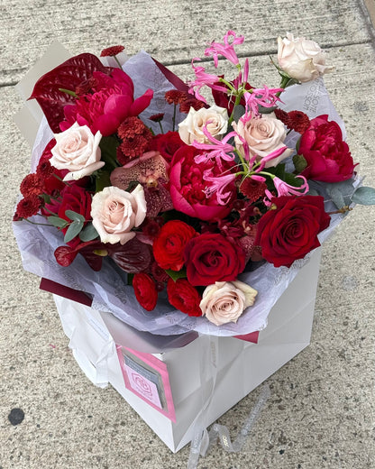 "Flame" Christmas bouquet