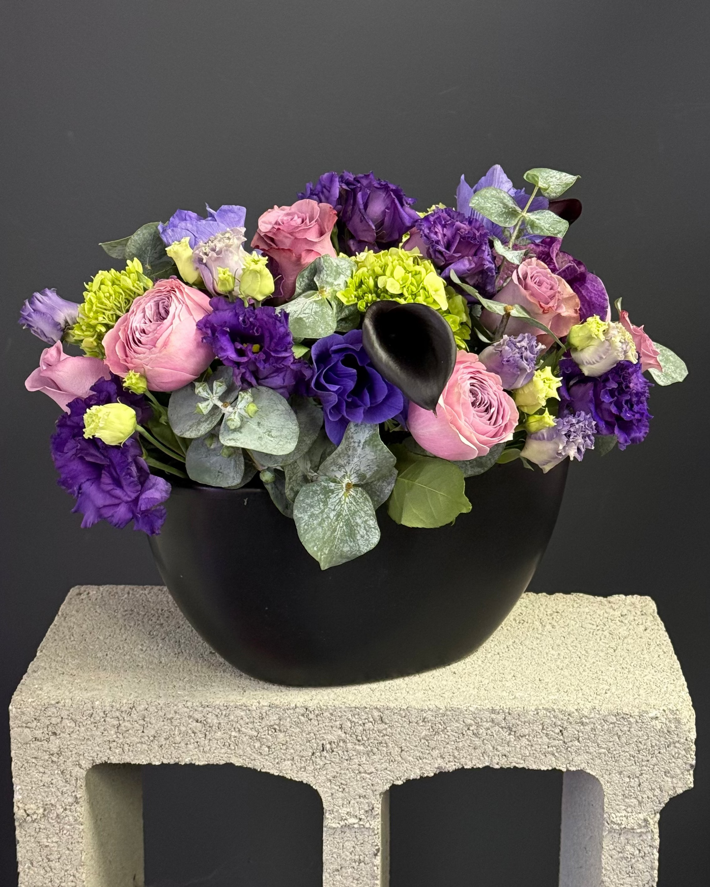 "Dark purple" interior bouquet