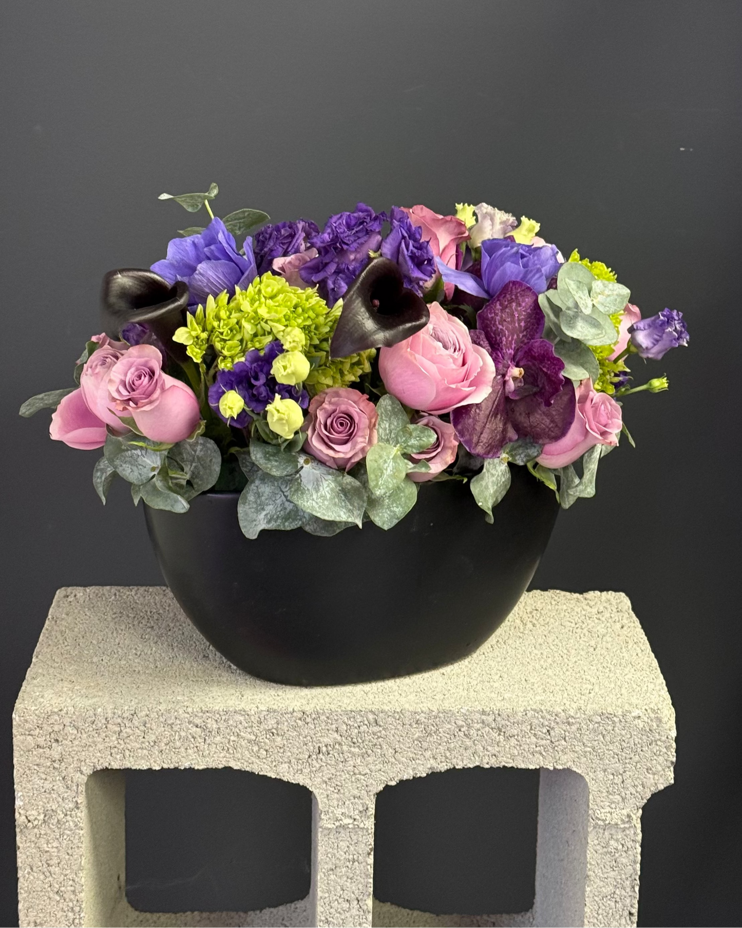 "Dark purple" interior bouquet