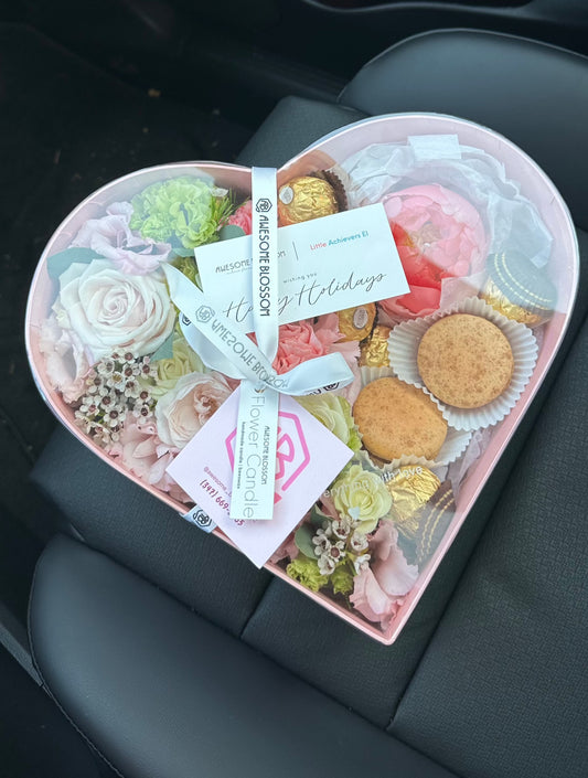 "Heart" box w/ Macaroons