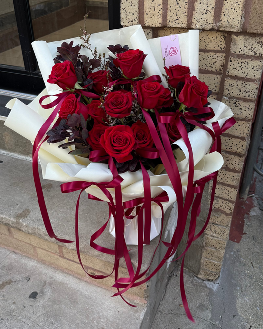 "Red bows" bouquet