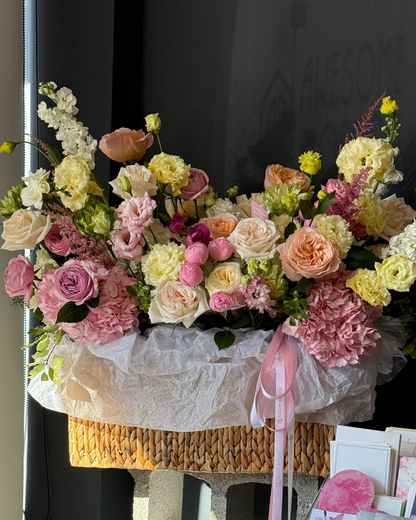 "Summer joy" basket