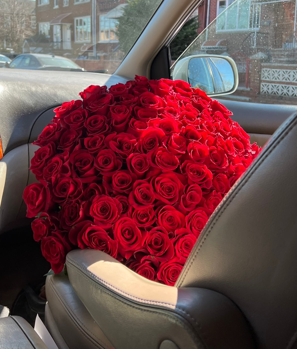 Mono Roses Mono red roses – Awesome Blossom NYC